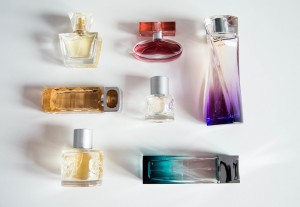 perfume-bottle-932146_960_720
